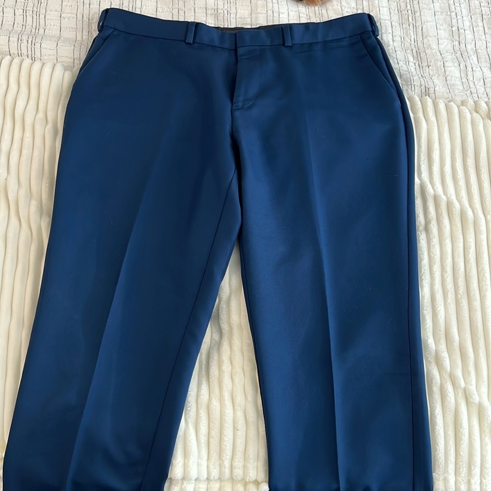 Men’s Docker dress pants. Size 36W 30L. Blue